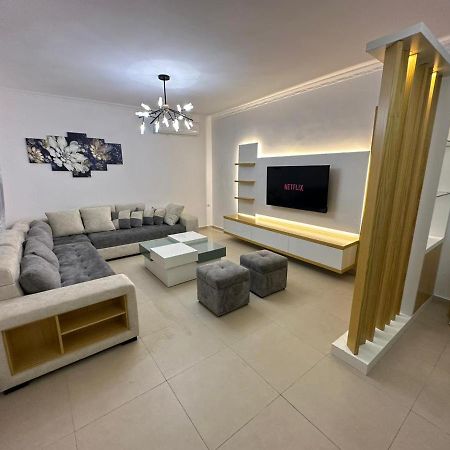 Elby Apartments Berat Exterior photo