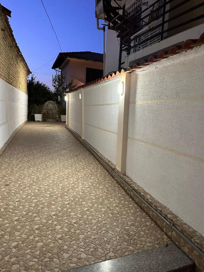 Elby Apartments Berat Exterior photo