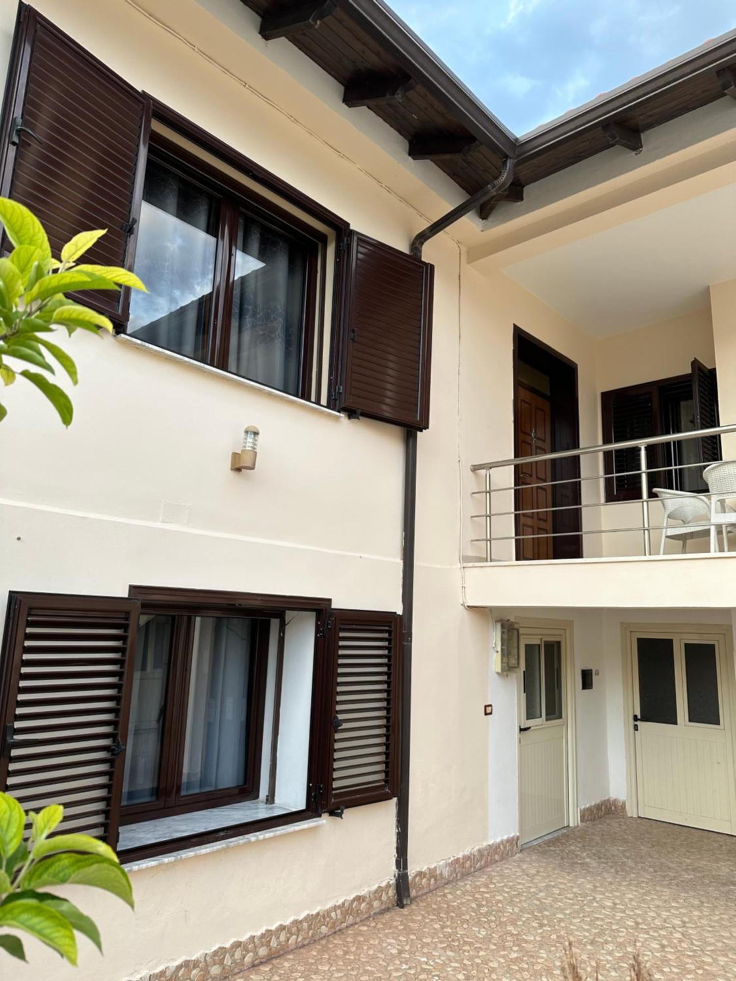 Elby Apartments Berat Exterior photo